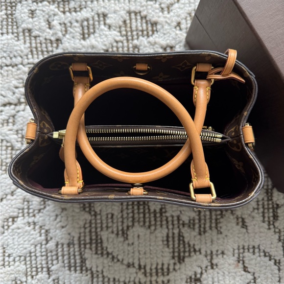 Louis Vuitton Montaigne BB Monogram Handbag - Picture 3 of 9